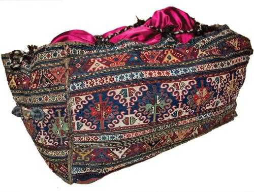 Məfrəş. Quba. XX əsrin əvvəli. 45x45x105 sm.
