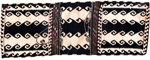 Xurcun. Qazax. XX əsrin əvvəli. 30x112 sm.